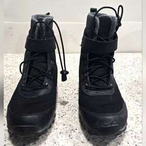 Columbia Youth Hyper-Boreal Black Omni-Heat Waterproof Boots Size 4